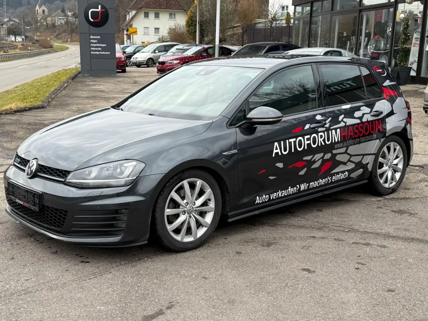 Volkswagen Golf VII Lim. GTD BMT PDC Navi Kamera LED TÜV 07/26 Grau - 1