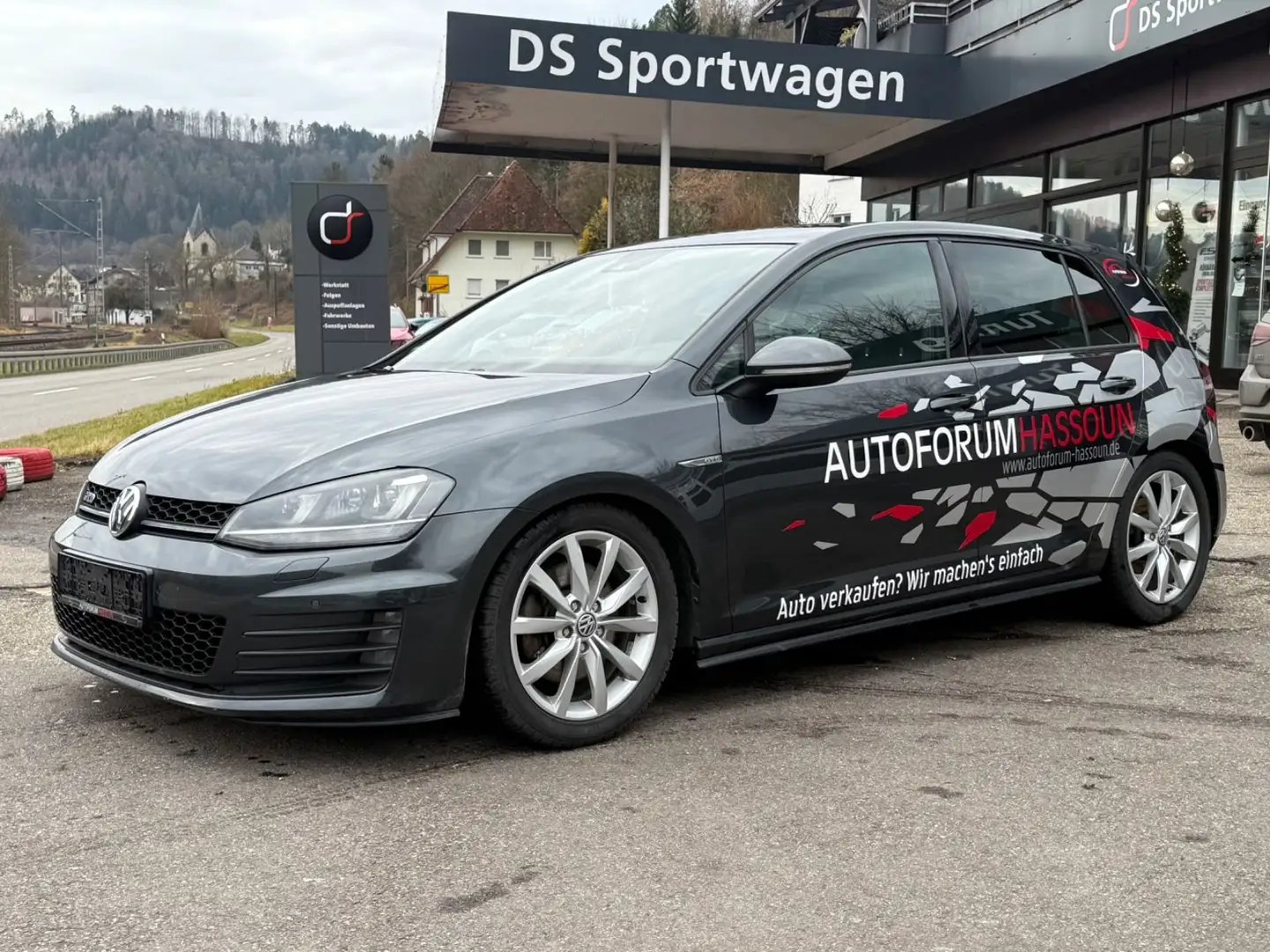Volkswagen Golf VII Lim. GTD BMT PDC Navi Kamera LED TÜV 07/26 Grau - 2