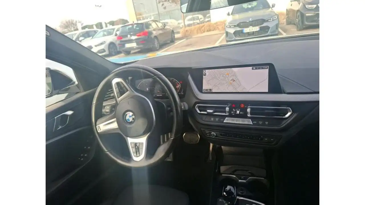 BMW 118 i 5p. Msport auto 6