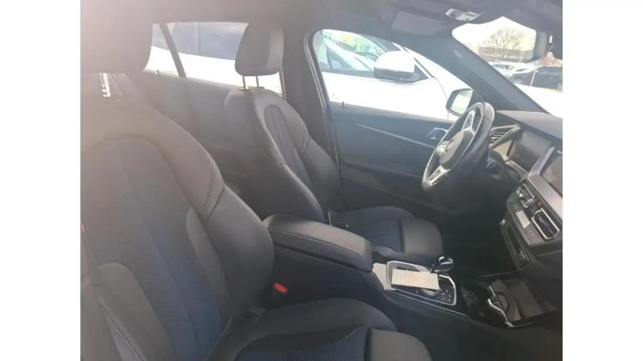 BMW 118 i 5p. Msport auto 7