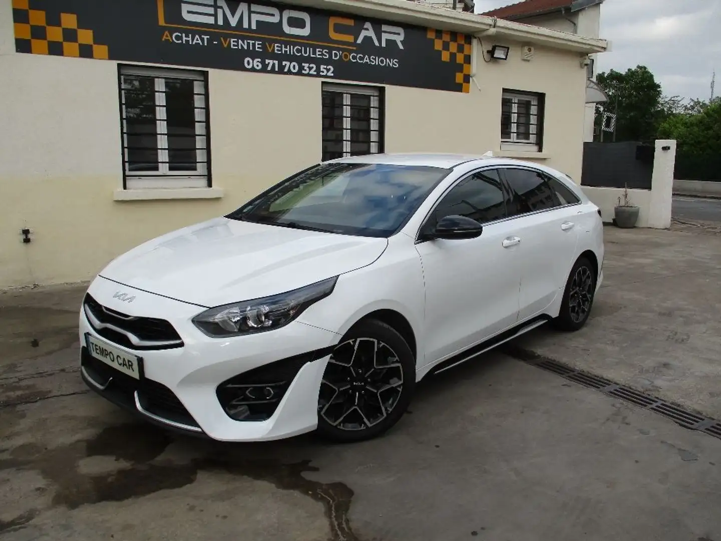 Kia ProCeed / pro_cee'd 1.5 T-GDi 160 ch DCT7 GT Line Blanc - 1