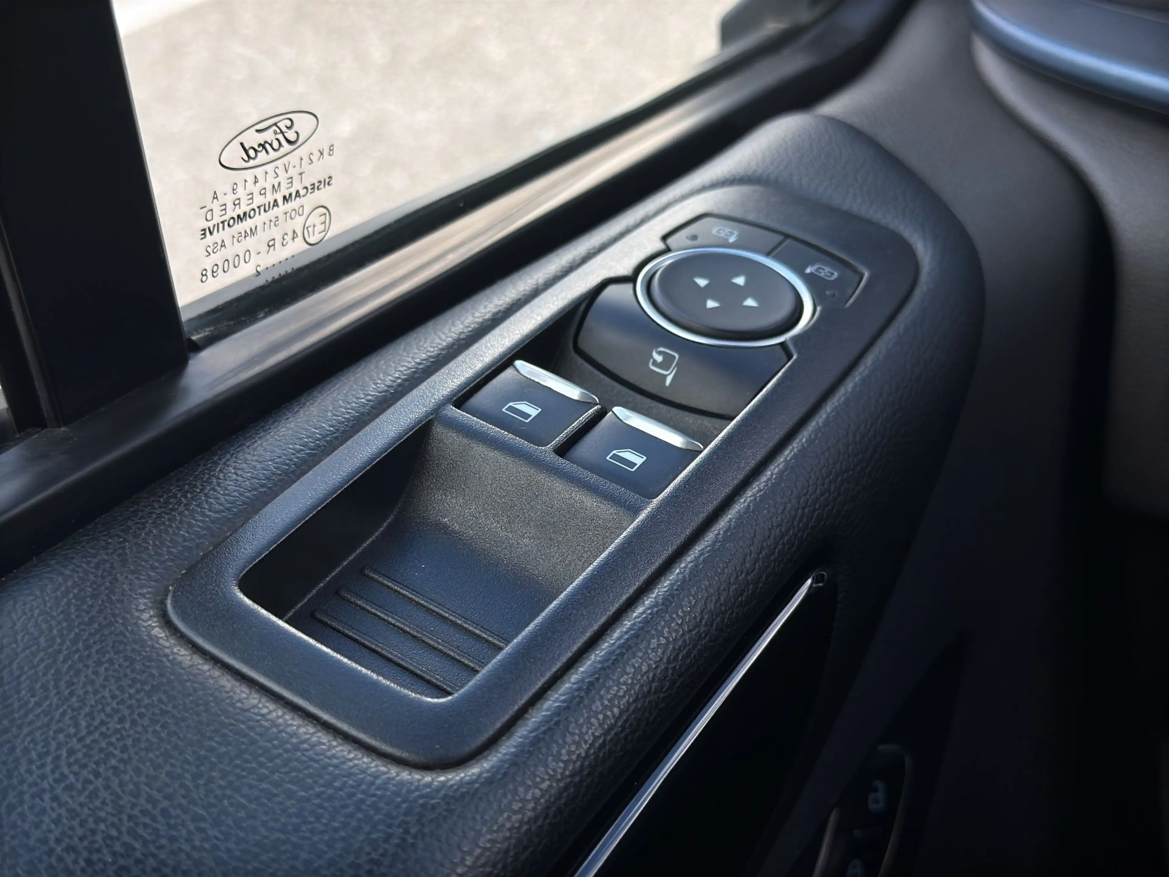 Ford Tourneo Custom 2.0 TDCi 320 L1 Active Aut. Kamera/Zusatzheizung/ — photo 32