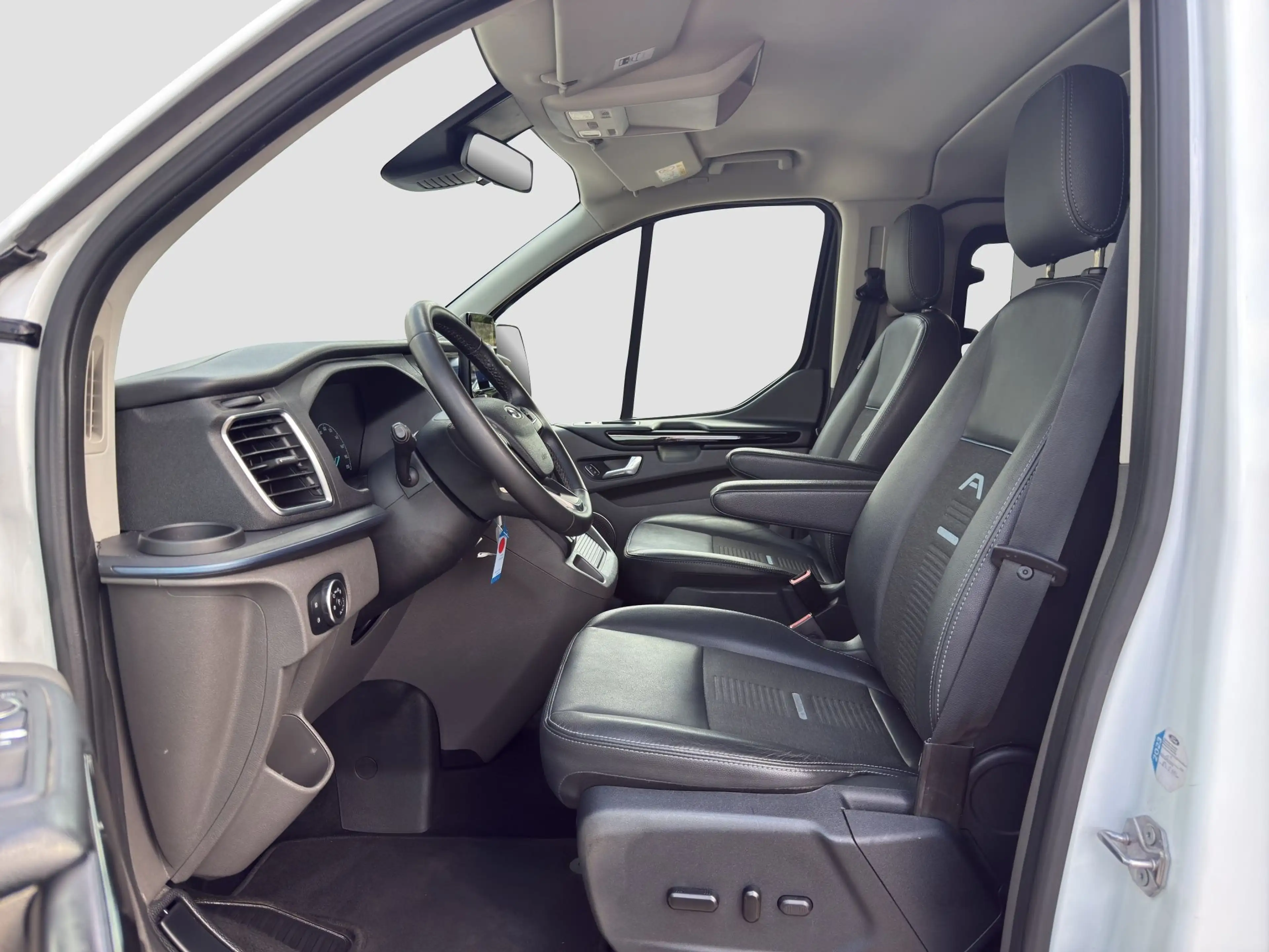 Ford Tourneo Custom 2.0 TDCi 320 L1 Active Aut. Kamera/Zusatzheizung/ — photo 9