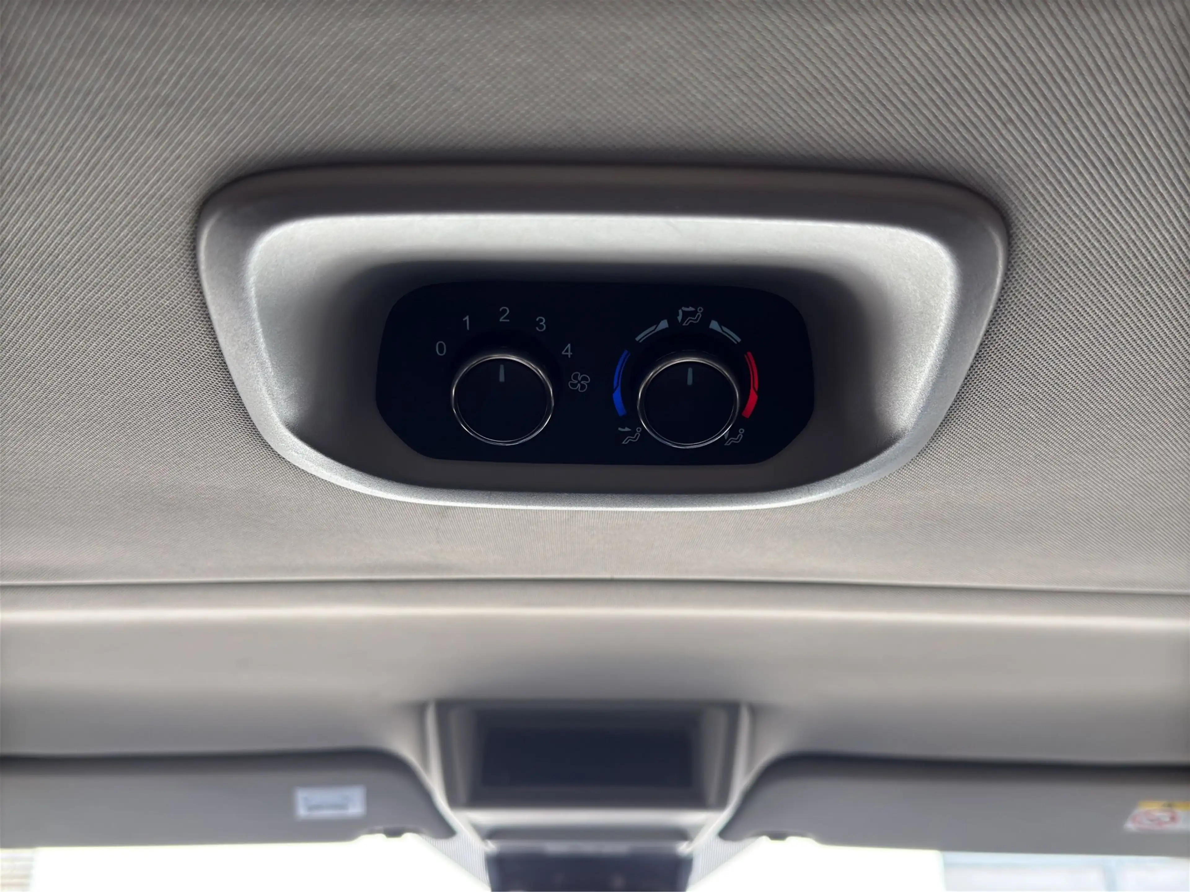 Ford Tourneo Custom 2.0 TDCi 320 L1 Active Aut. Kamera/Zusatzheizung/ — photo 34