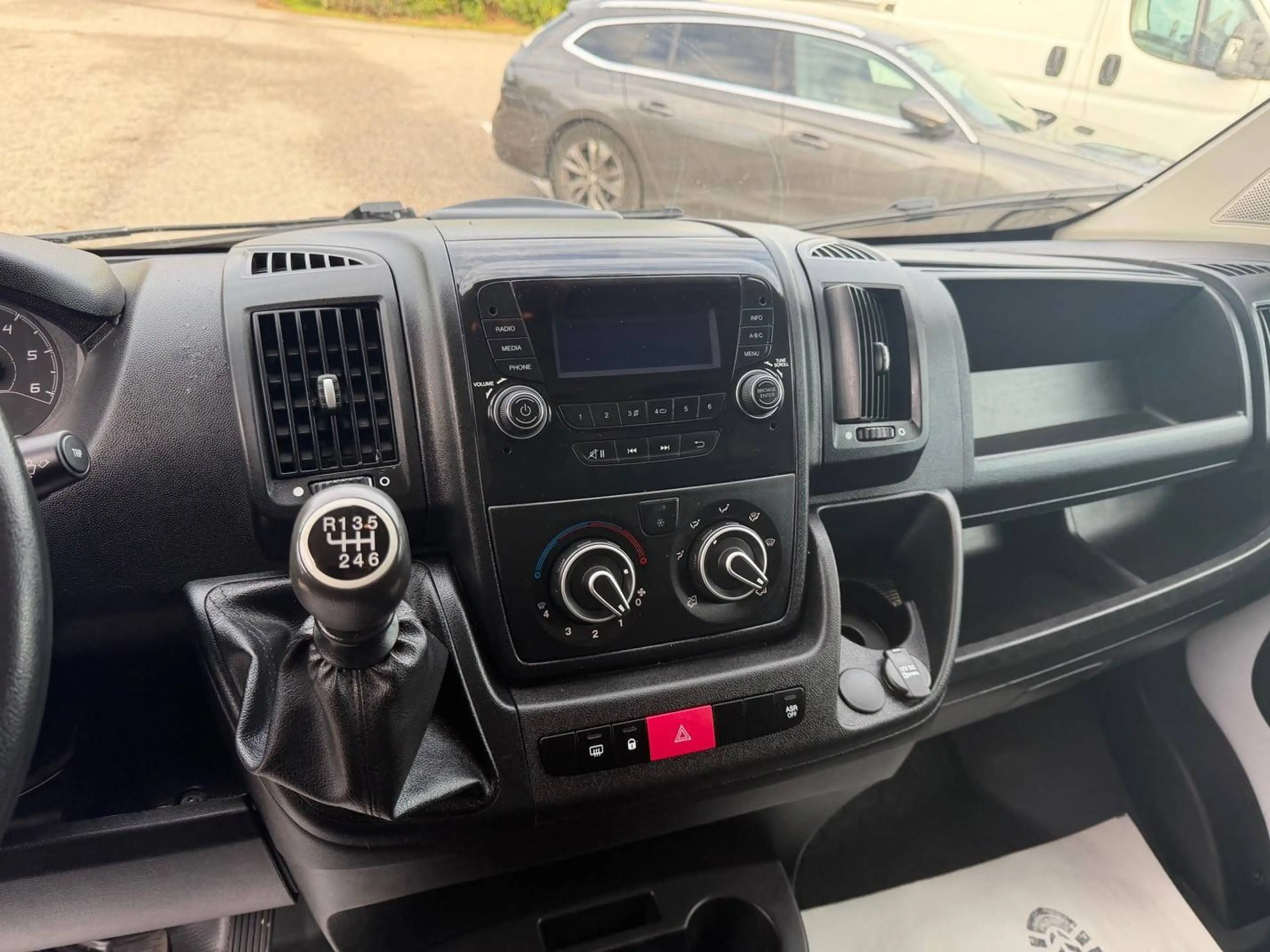 Citroen Jumper 35 L3H3 BlueHDi 140*AHK*PickerlNEU*Klima* — photo 12