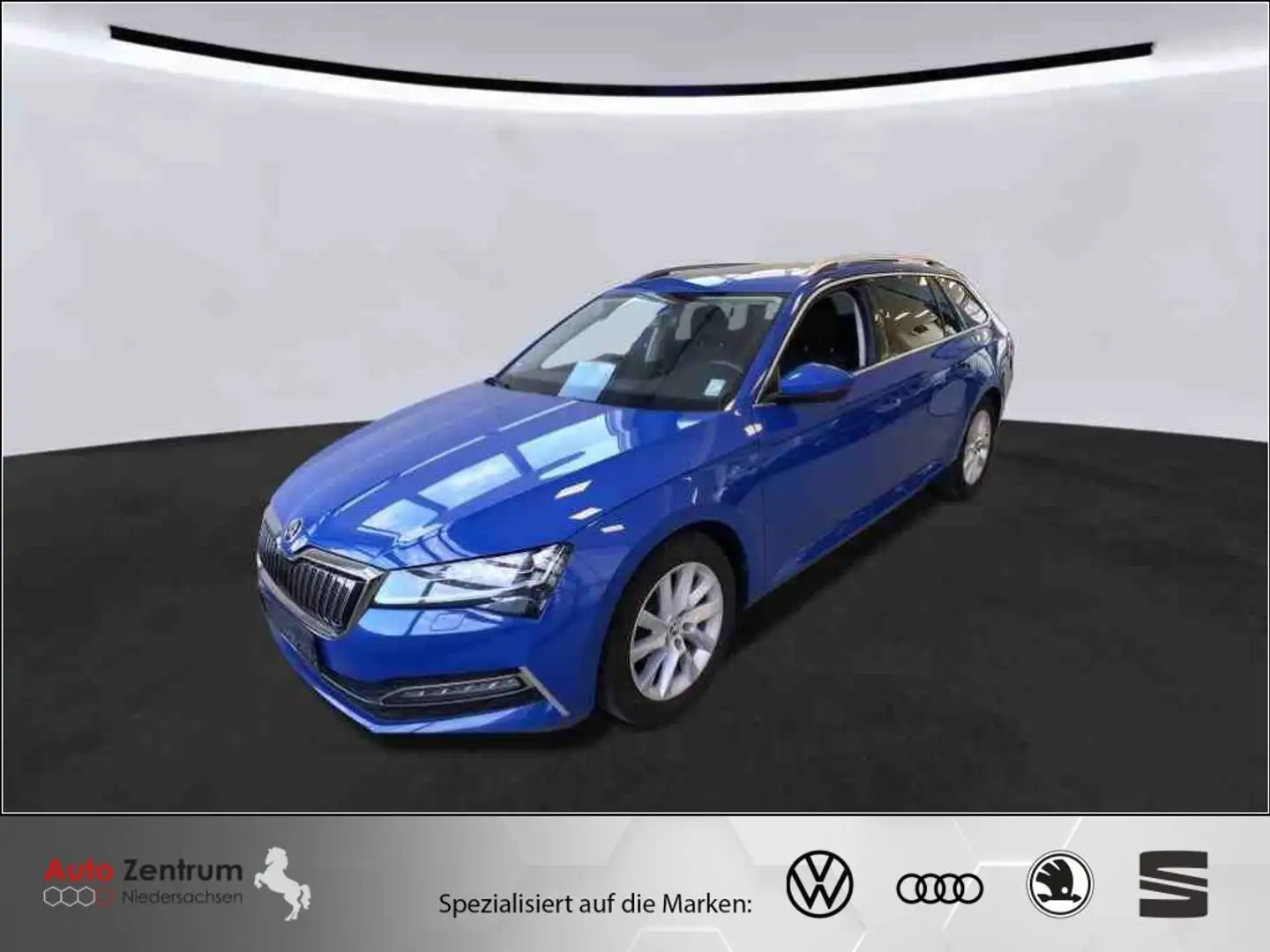 Skoda Superb Combi 1.4 TSI iV Style PANO*CarPlay*Matrix*ACC Blau - 1