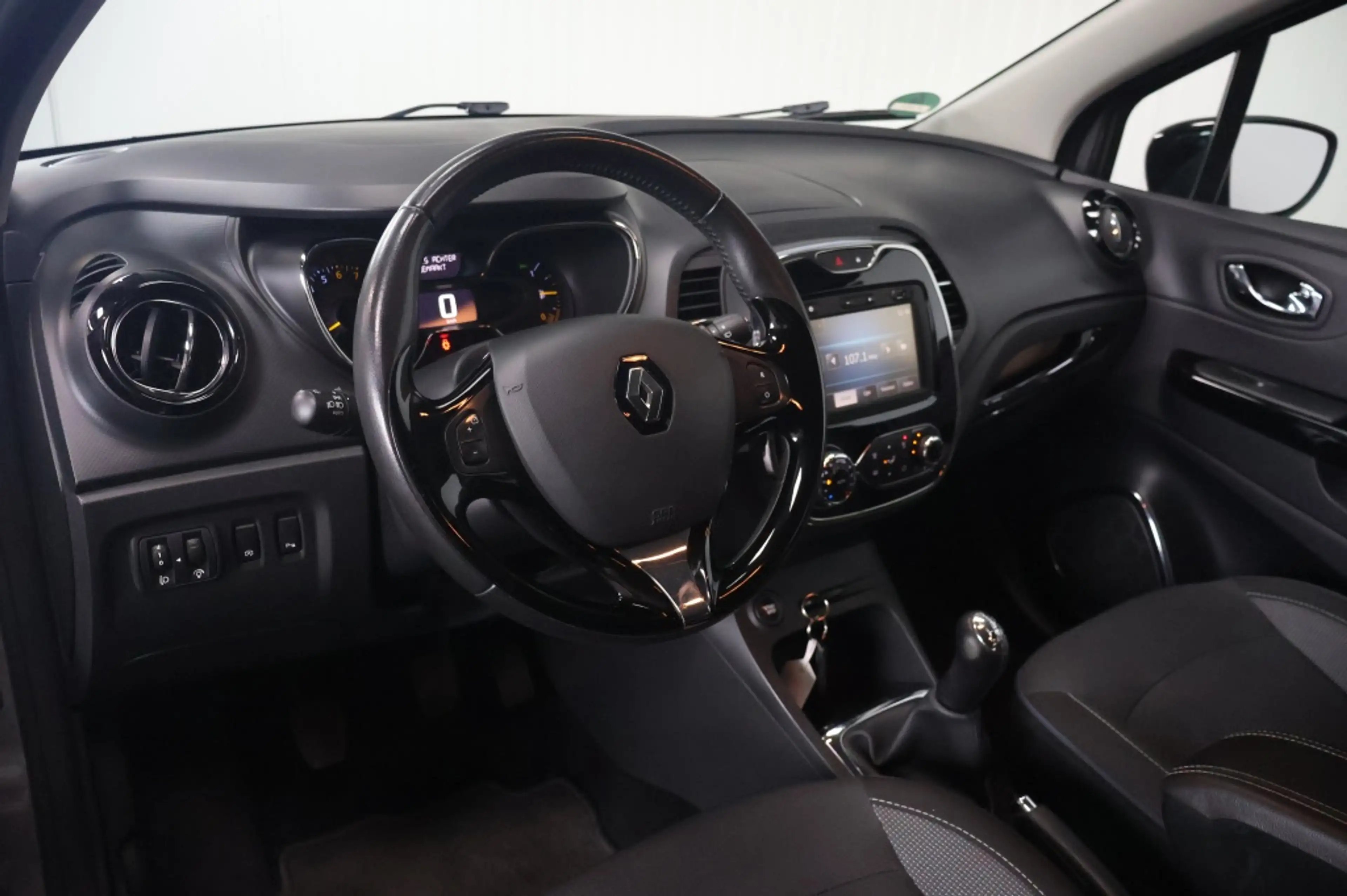 Renault Captur 0.9 TCe Dynamique | Trekhaak | Navigatie | Keyless — photo 8