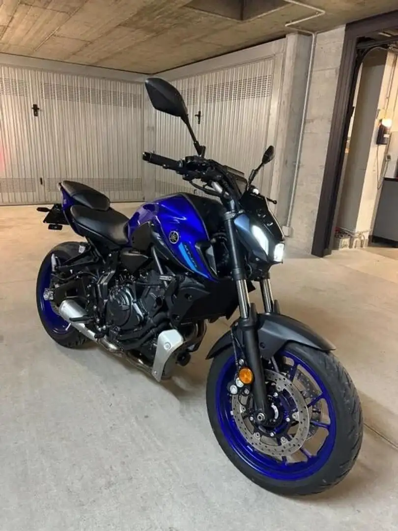 Yamaha MT-07 Bleu - 1