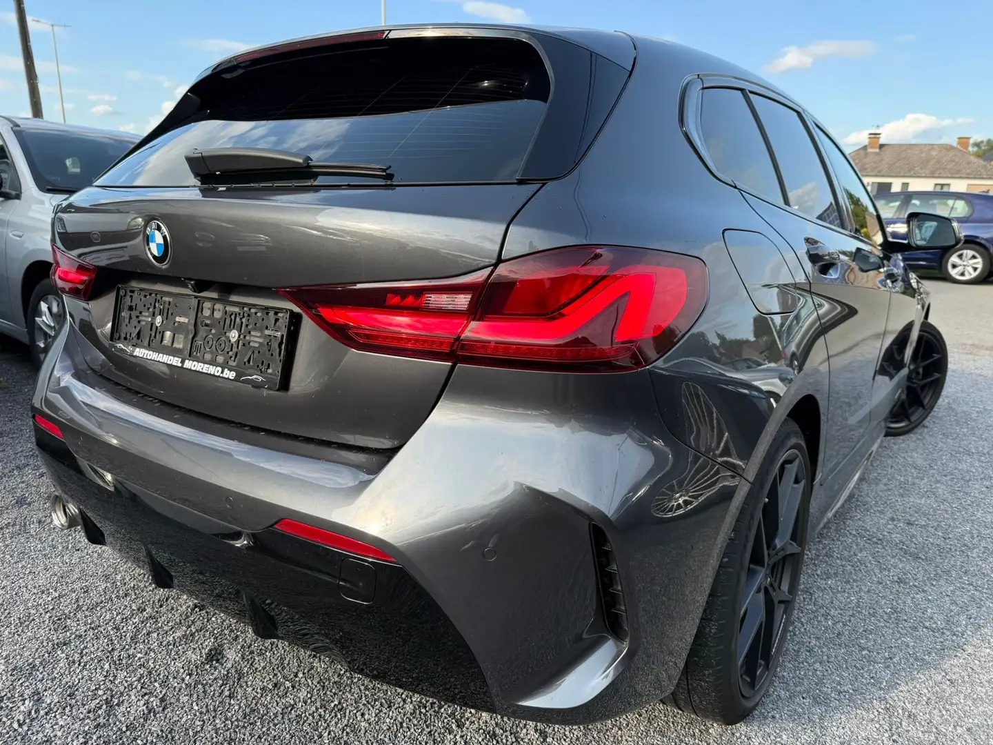 BMW 116 116d Aut. M performance pack 12 Maanden waarborg Grau - 2