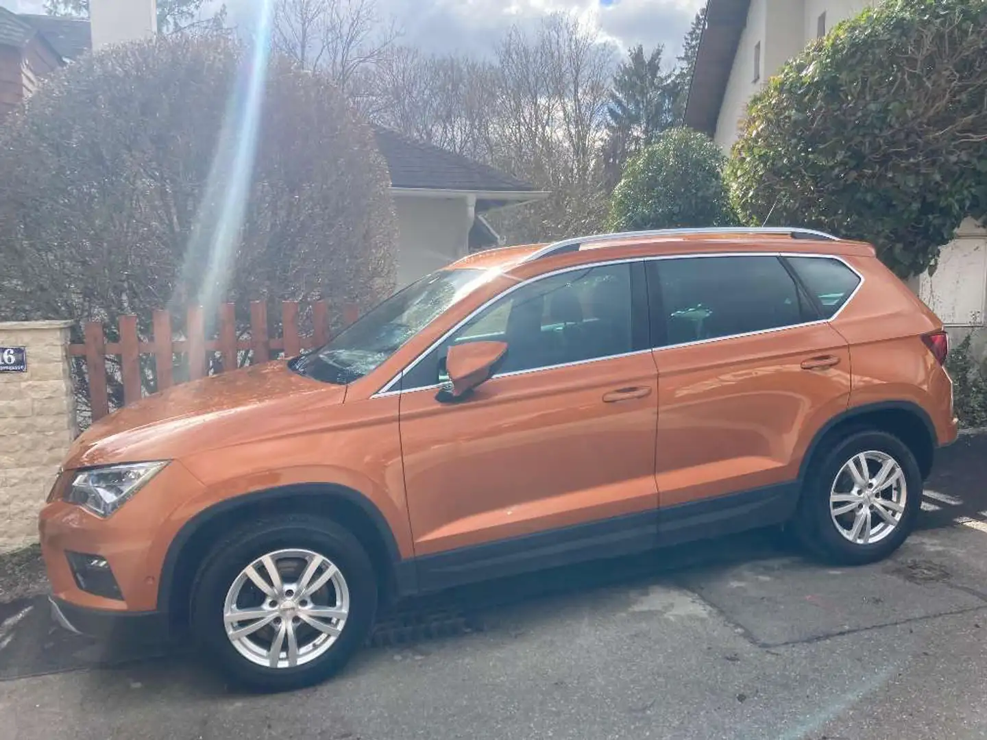 SEAT Ateca Ateca 1,4 Xcellence ACT 4WD TSI DSG Xcellence ACT Orange - 1