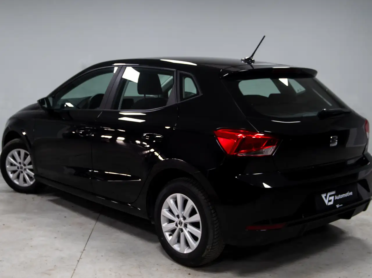 SEAT Ibiza Ibiza 1.0 Style| 2023 |10.000 KM | Carplay | Airco 2