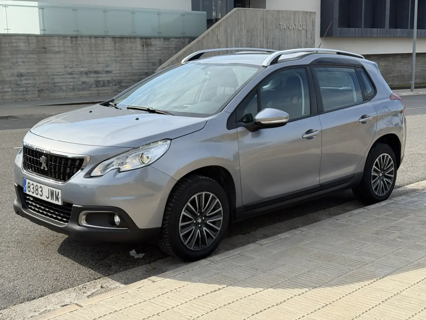 Peugeot 2008 1.2 PureTech S&S Style 110 Gris - 1