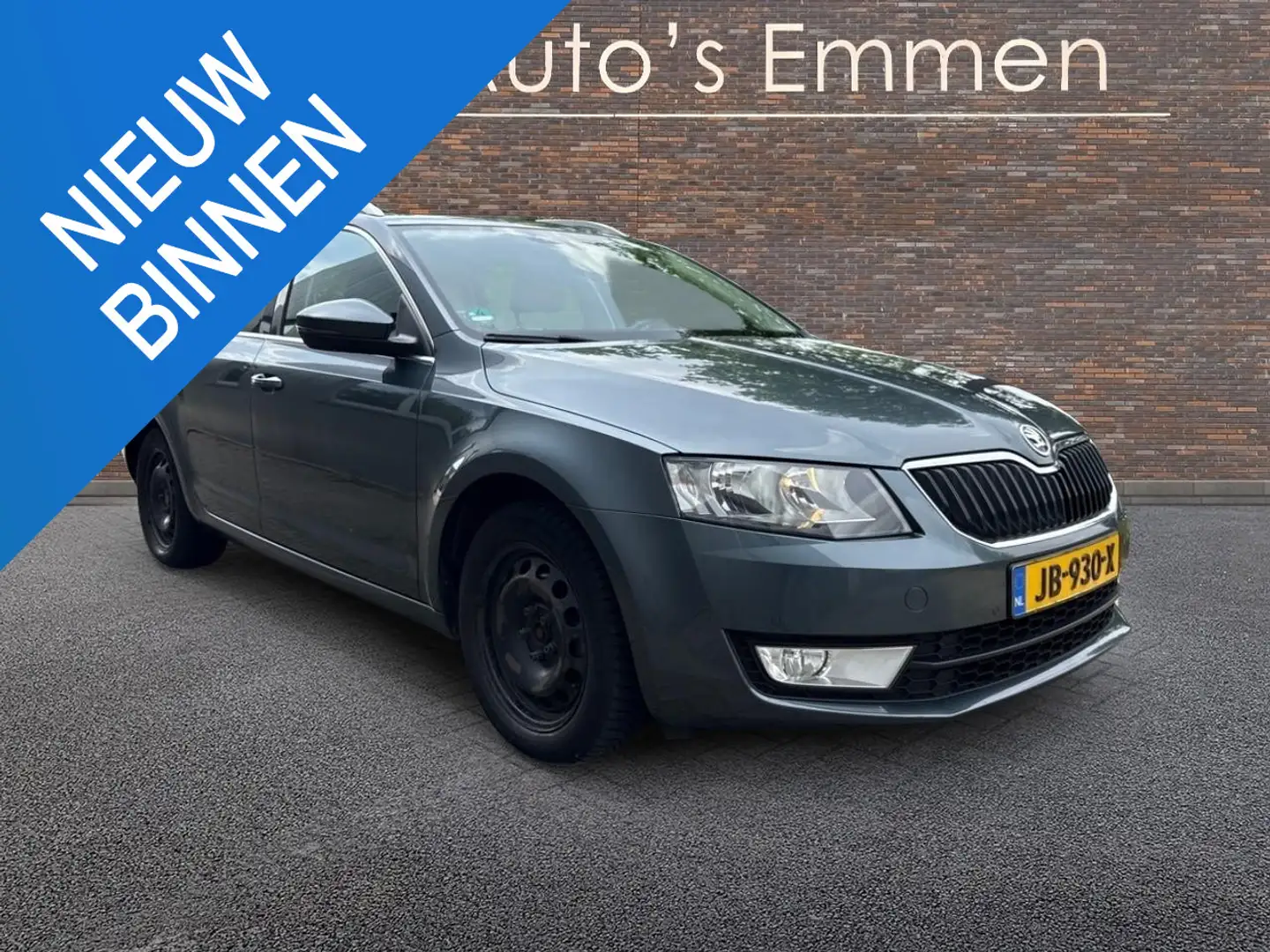 Skoda Octavia Combi 1.6 TDI ECC NAVIGATIE CRUISE Grey - 1