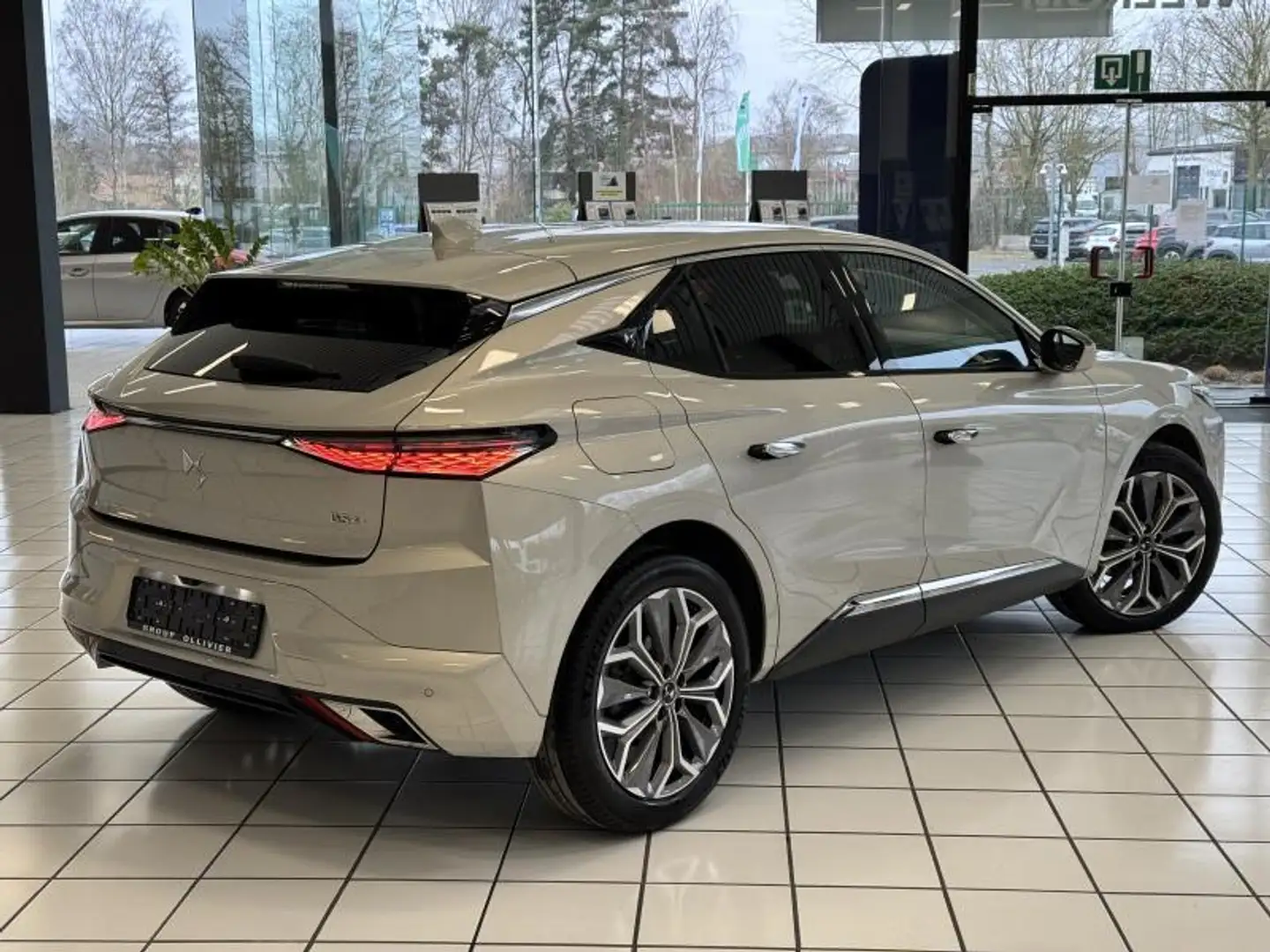DS Automobiles DS 4 *** DS4 CUIR *** Gris - 2