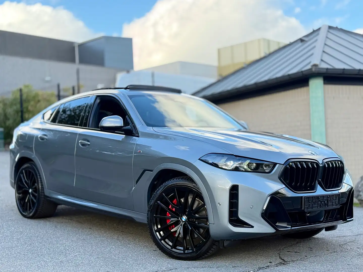 BMW X6 30d xDrive M-Pack / Siège M / Lift / FULL Gris - 2