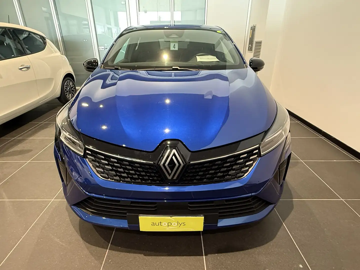 Renault Clio TCe 90 CV 5 porte Techno Azul - 2