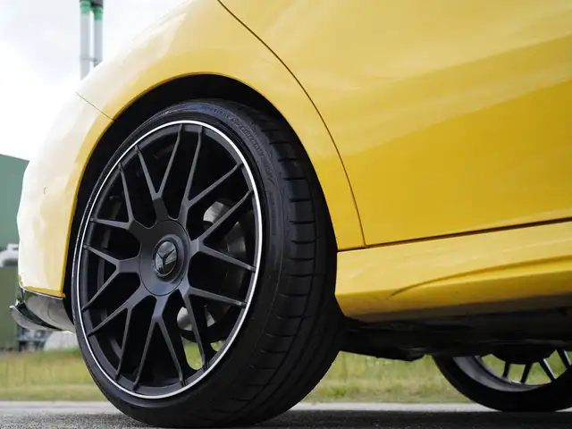 Mercedes-Benz CLA view 20