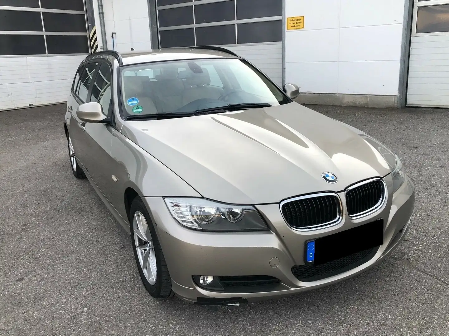 BMW 320 320d Touring Beige - 1