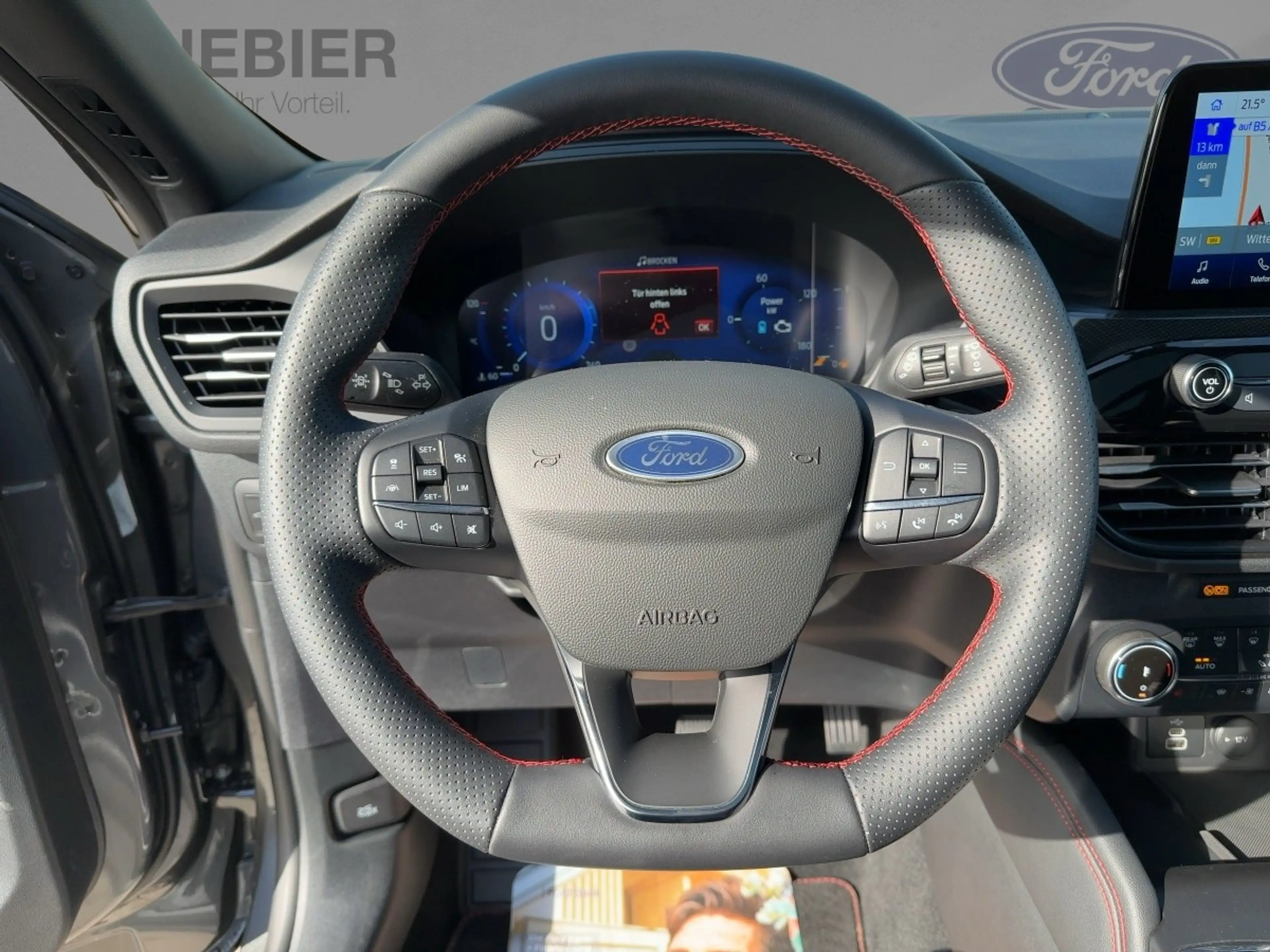 Ford Kuga ST-Line X LED+AHK+Glasdach+Kamera+SHZ — photo 11