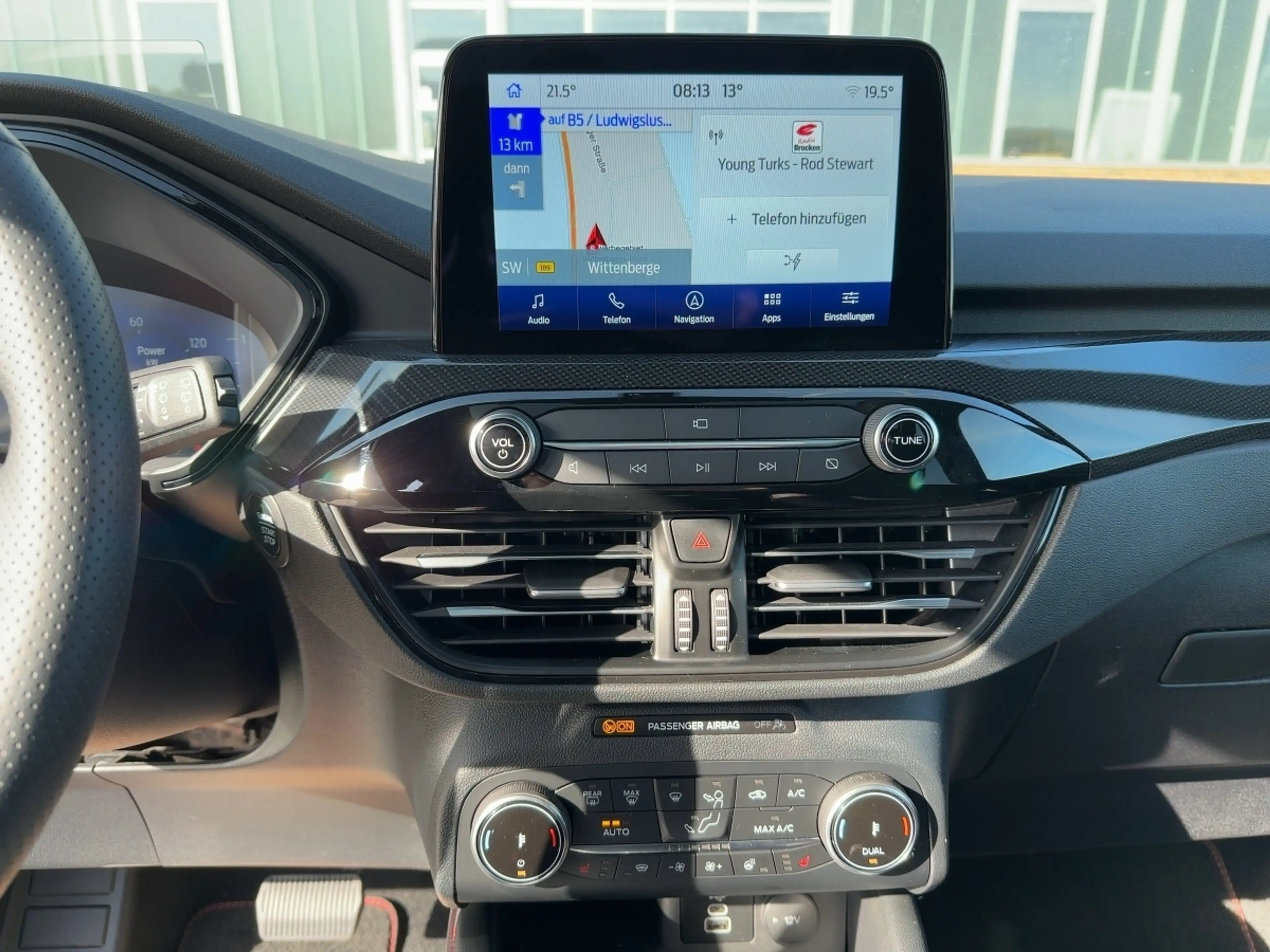 Ford Kuga ST-Line X LED+AHK+Glasdach+Kamera+SHZ — photo 14