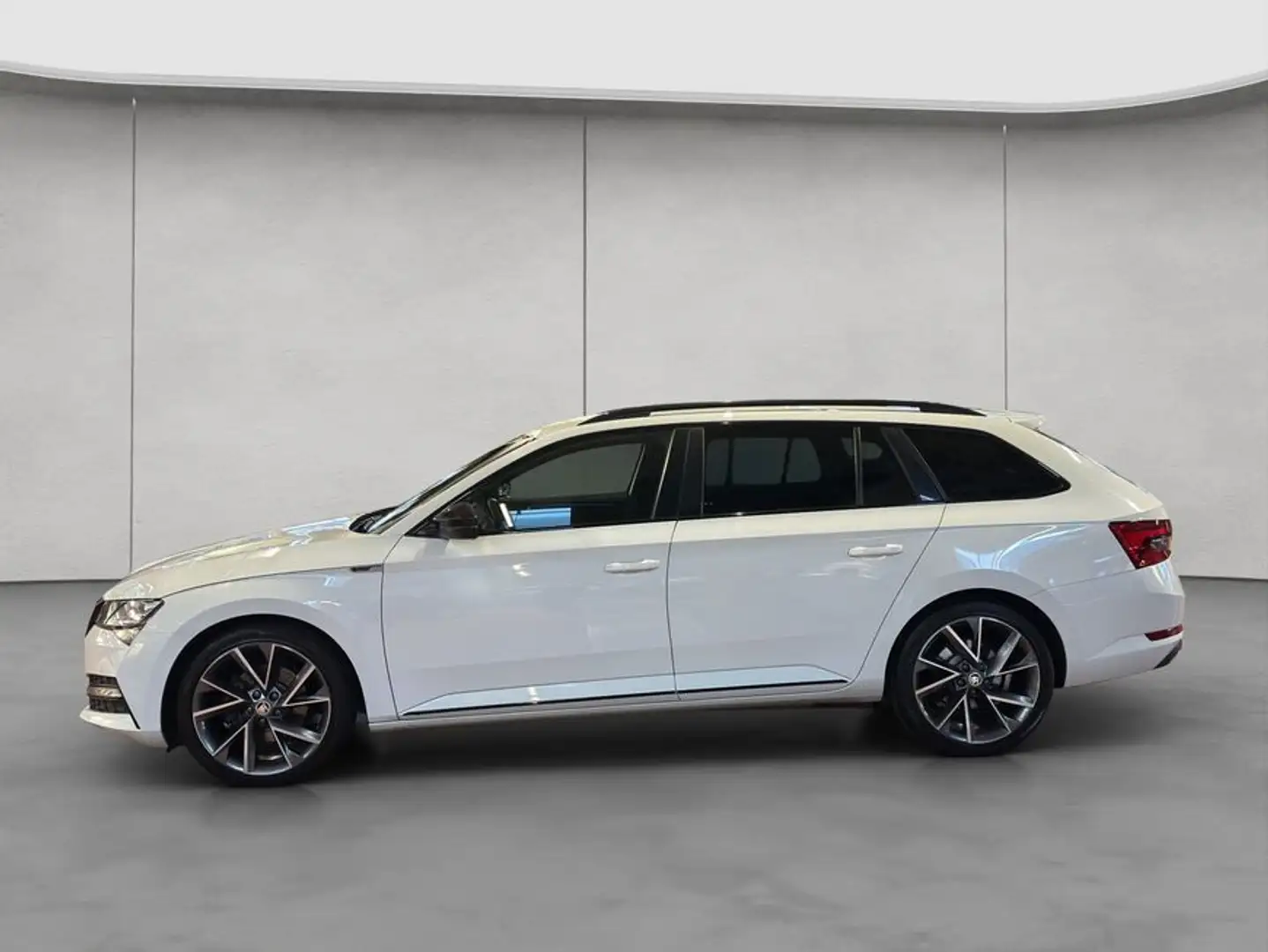 Skoda Superb Combi 2.0 TDI DSG Sportline Weiß - 2