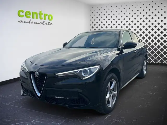 Alfa Romeo Stelvio Super Q4 8x bereift