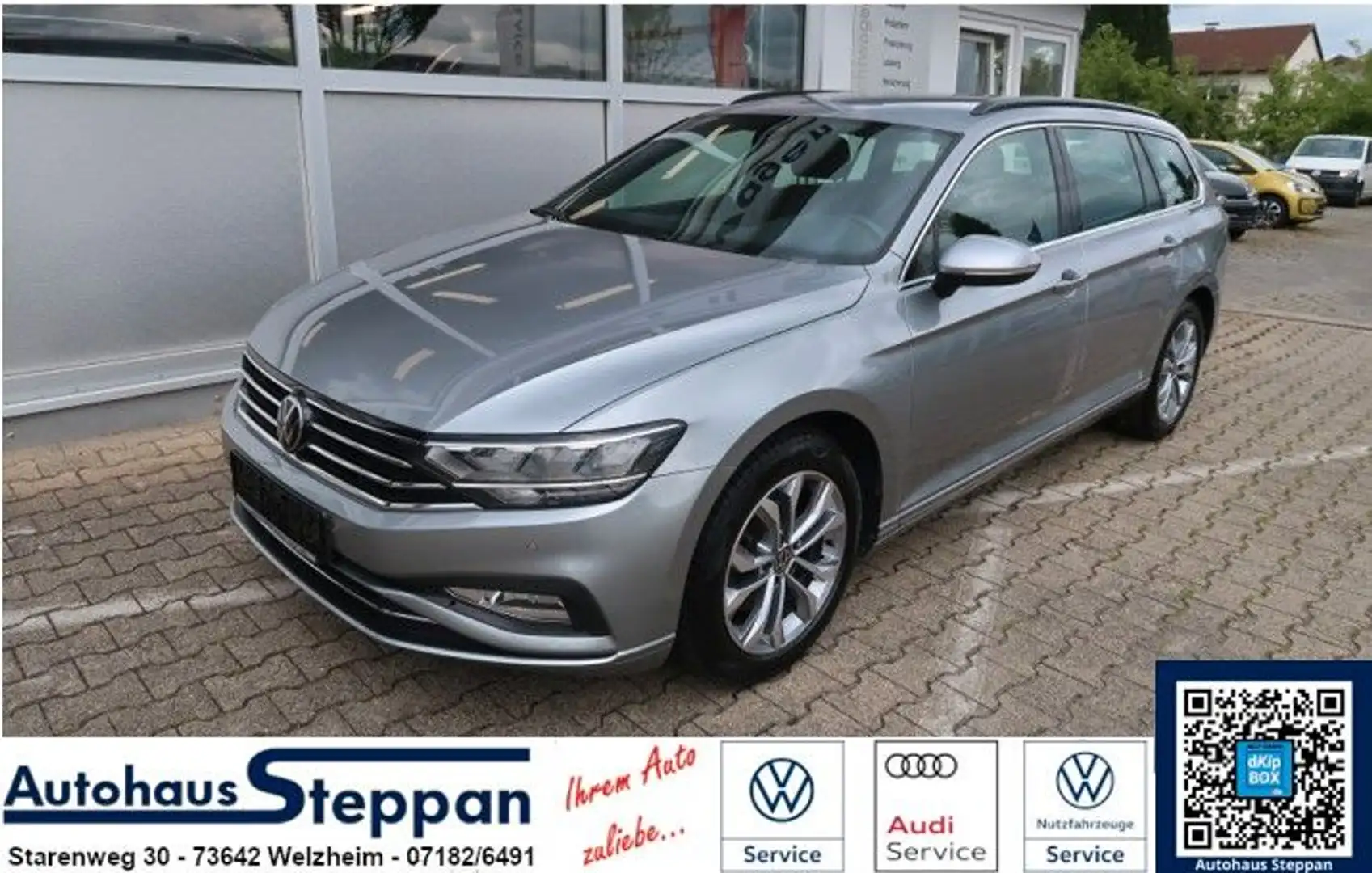Volkswagen Passat Variant 2,0 TSI Business +Navi +LED +ACC Silber - 1