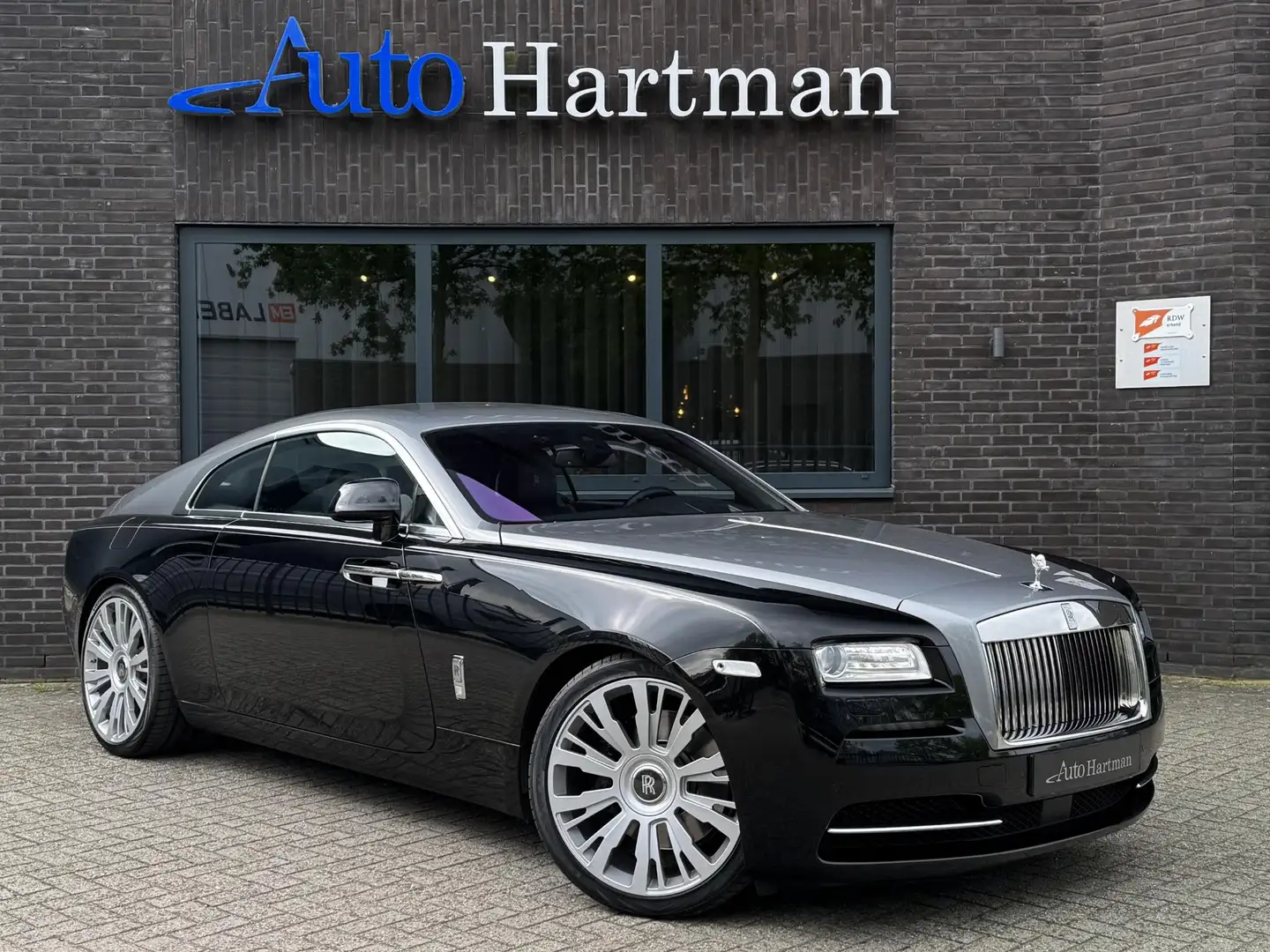 Rolls-Royce Wraith 6.6 V12 Two-Tone|Sterrenhemel|Massage|HUD|ACC Zilver - 1