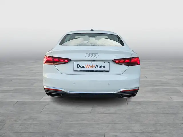 Audi A5 view 5