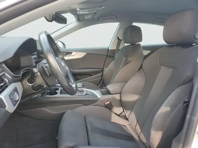 Audi A5 view 8