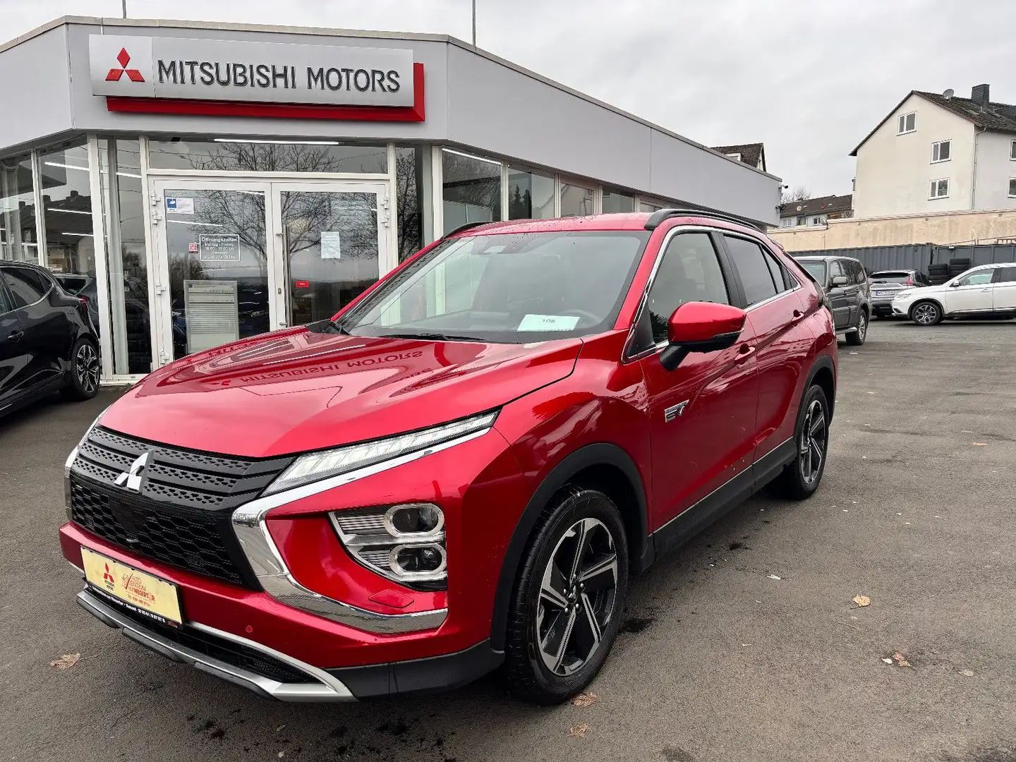 Mitsubishi Eclipse Cross Plug-in Hybrid PLUS mit Intro Edit Červená - 1