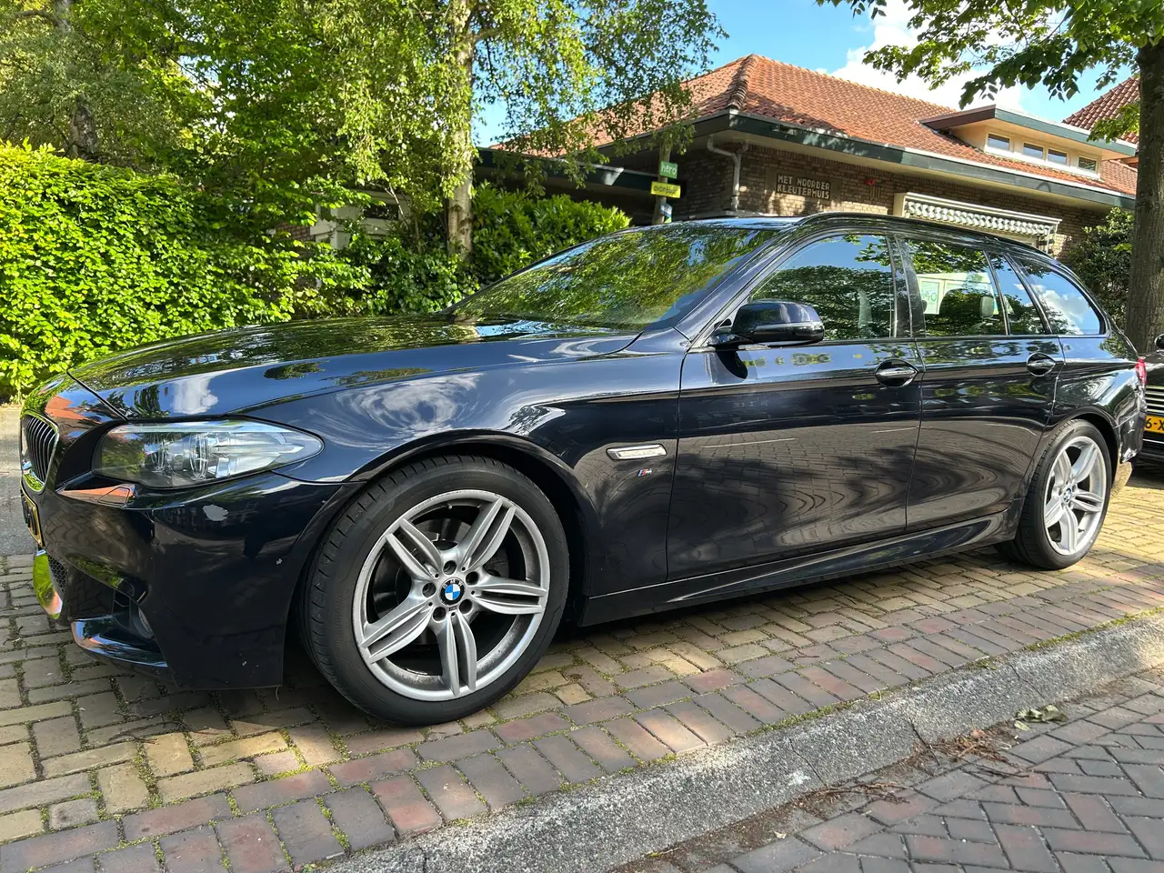 BMW 520