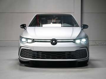 Golf TDi DSG 7/ T.O PANO /CAM / LED / ATT REM