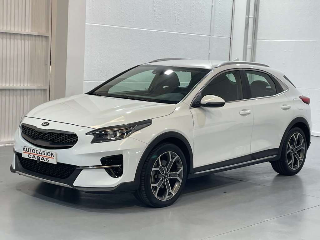 Kia XCeed 1.6 CRDi Tech 85kW (115CV) - foto 1
