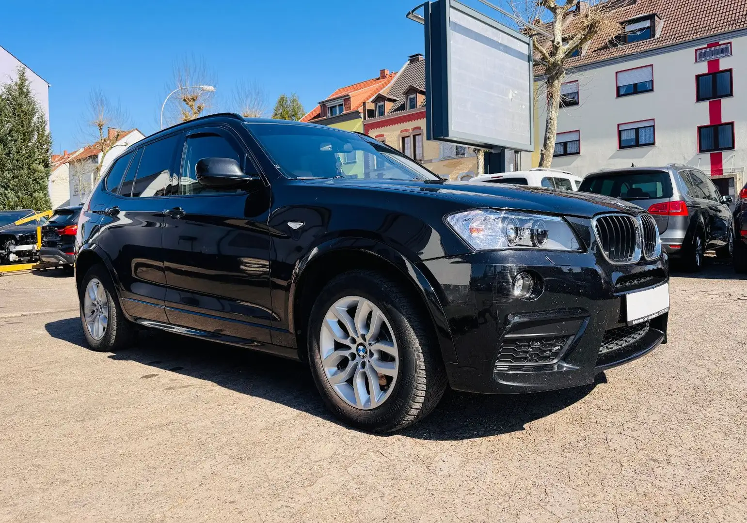 BMW X3 xDrive20d M-Paket Automatik Navi Bi-Xenon Schwarz - 1