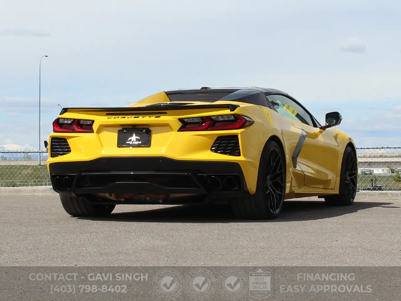 Chevrolet Corvette снимка Chevrolet Corvette