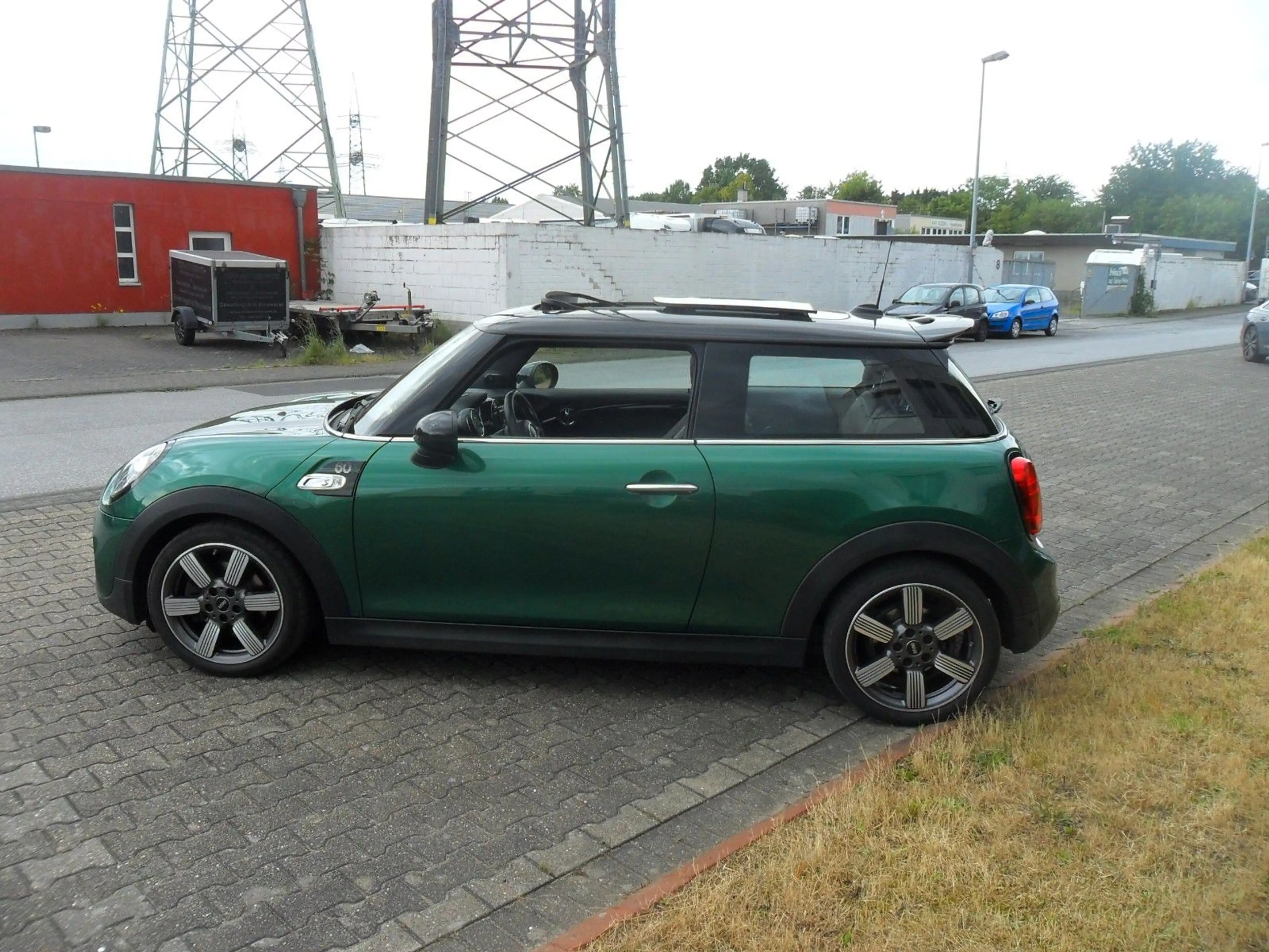 MINI Cooper SD 60 Years*Aut*Leder*Navi*P.Dach*LED*Alu — photo 8