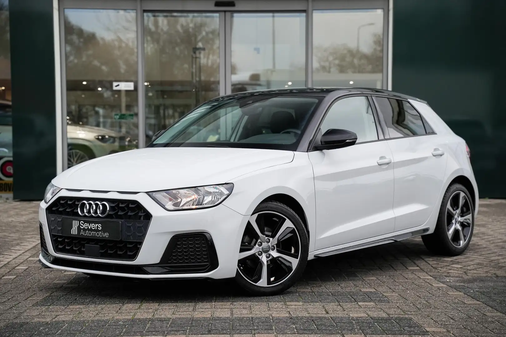 Audi A1 Sportback 30 TFSI Advanced epic Wit - 2
