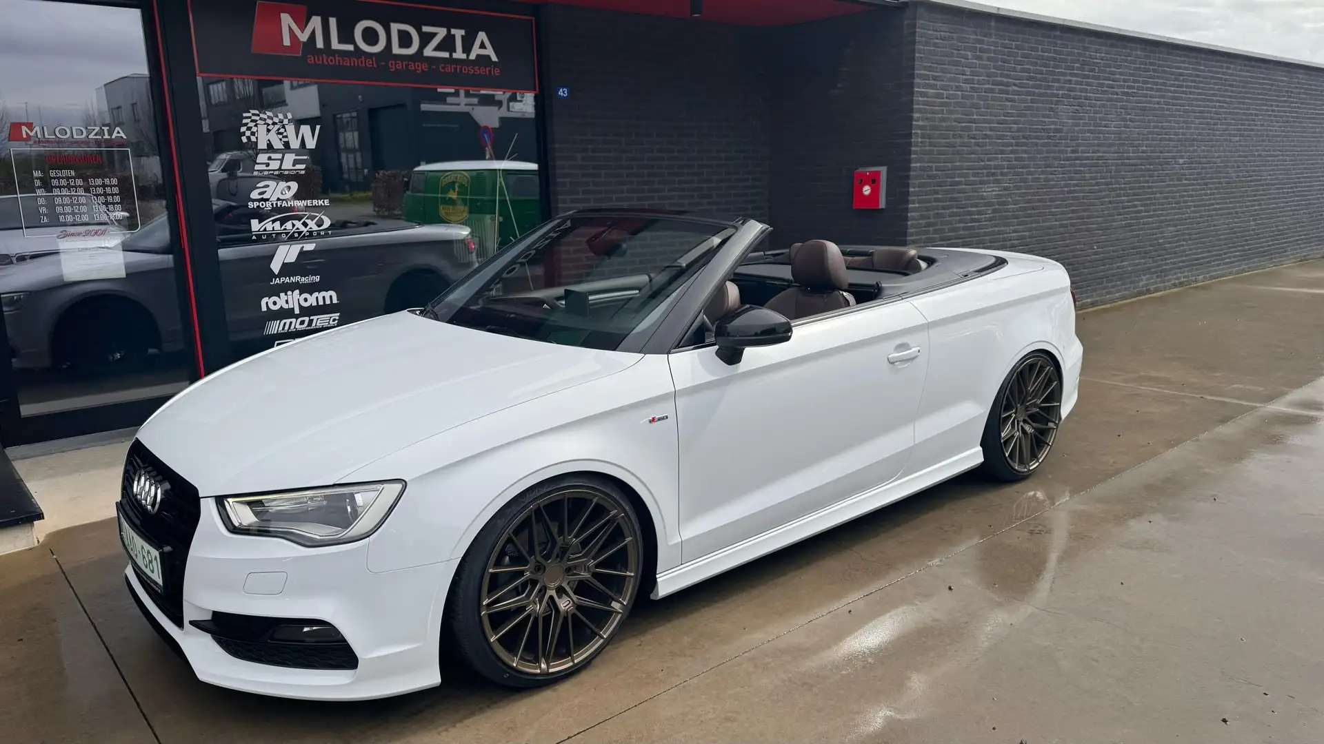 Audi A3 CABRIO black edition  TUNED Vmaxx + 19“ JR38 Wit - 1