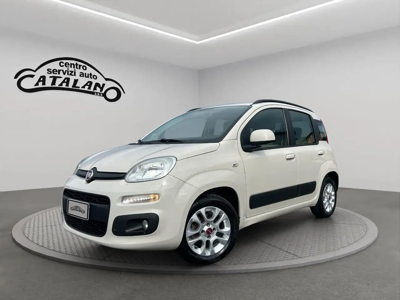 Fiat Panda 1.3 Mjt 75 CV S&S Lounge — photo 1 of 15