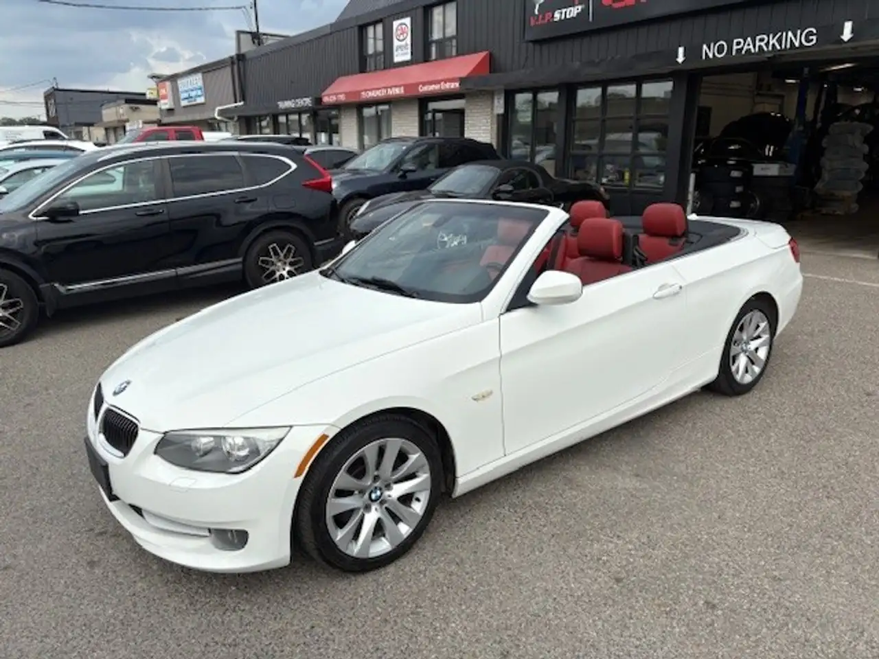 BMW 3 Series photo BMW 3 Series
