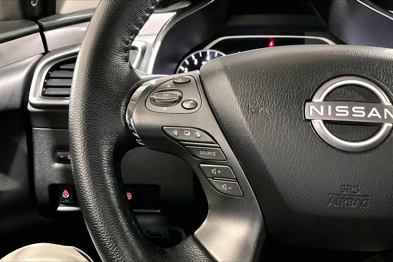 Nissan Murano снимка Nissan Murano