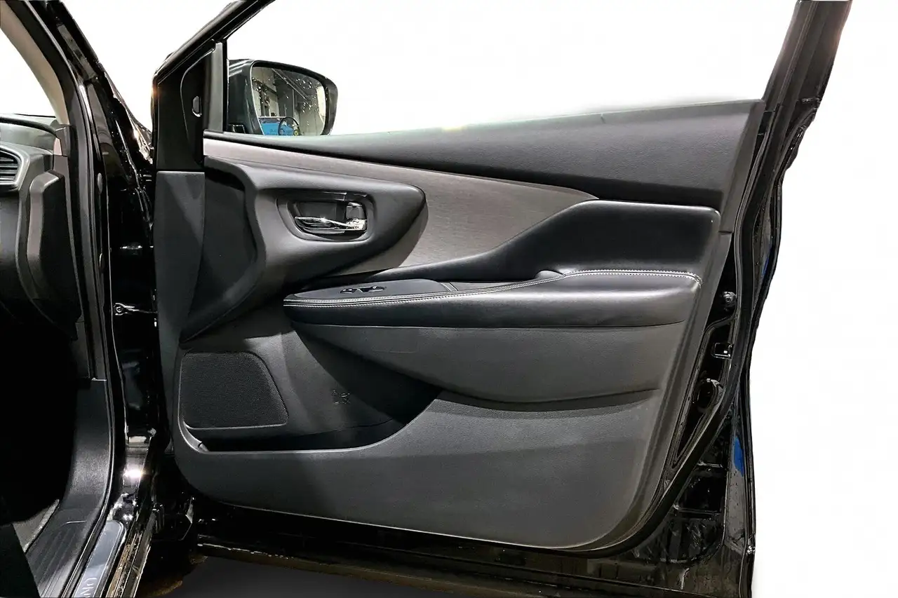 Nissan Murano снимка Nissan Murano