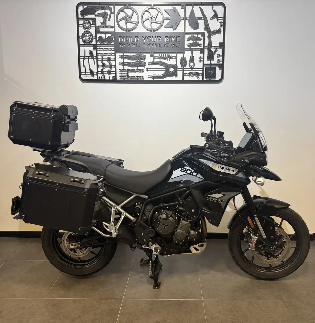 Triumph Tiger 900 Black - 1