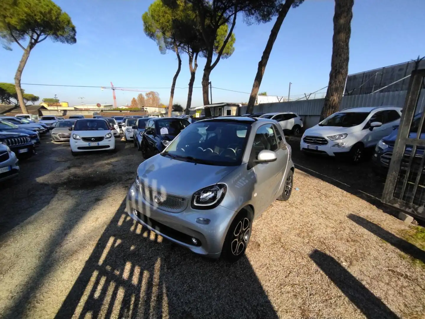 smart forTwo 0.9cc 90cv TETTO PANORAMICO LINE ASSIST BT CRUISE Grigio - 1