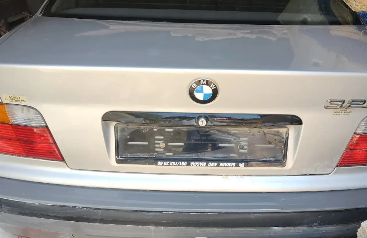 BMW 325i, foto 3