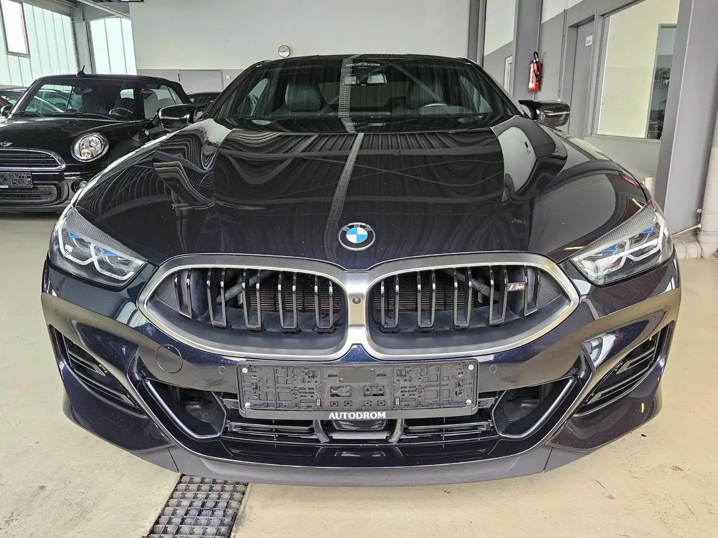 BMW M850 i xDrive+ Standheizung +Spurhalte+360° Schwarz - 2