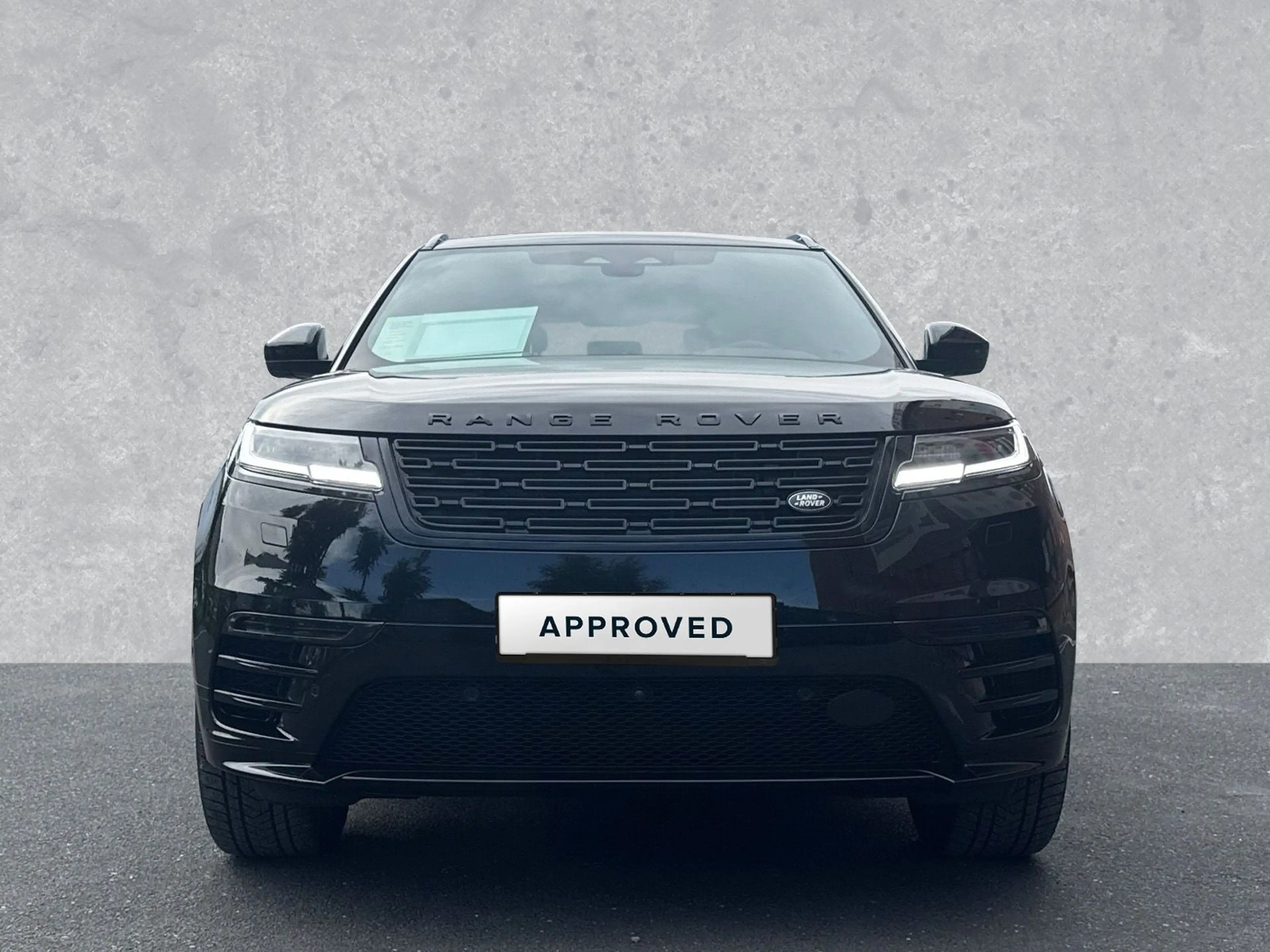 Land Rover Range Rover Velar D300 AWD Dynamic SE / Black Pa — photo 8