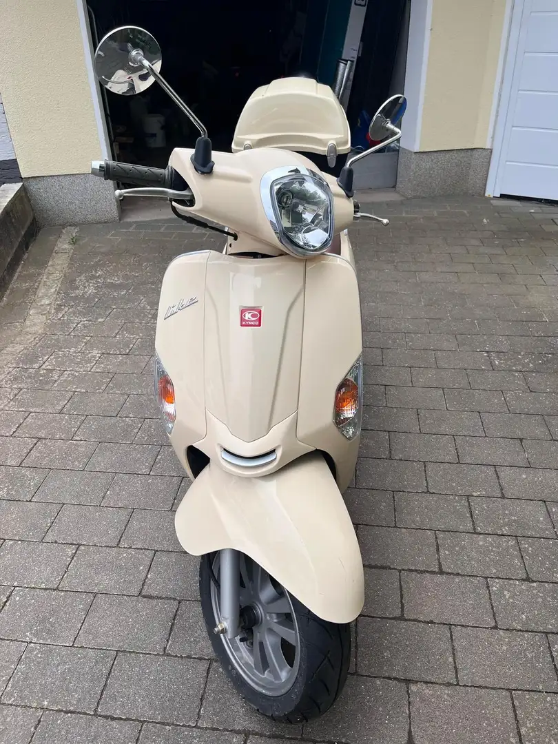 Kymco Like 50 (typ KE10AA) + helm Бежевий - 2