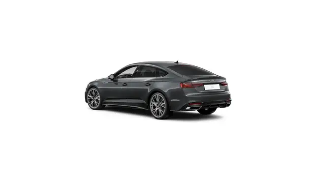 Audi A5 view 3
